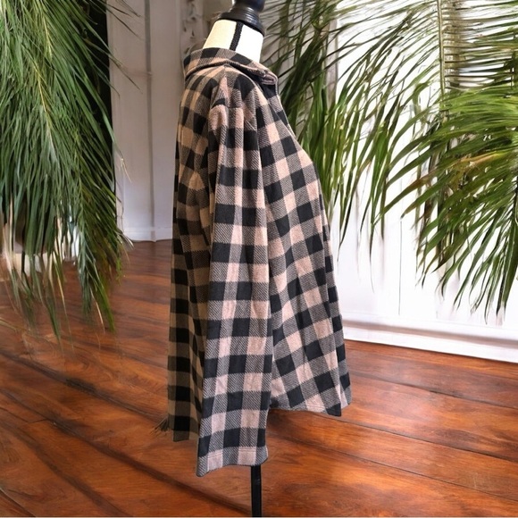 VICTORIA’S SECRET PINK Flannel Pajama Top - Size M - Picture 5 of 16